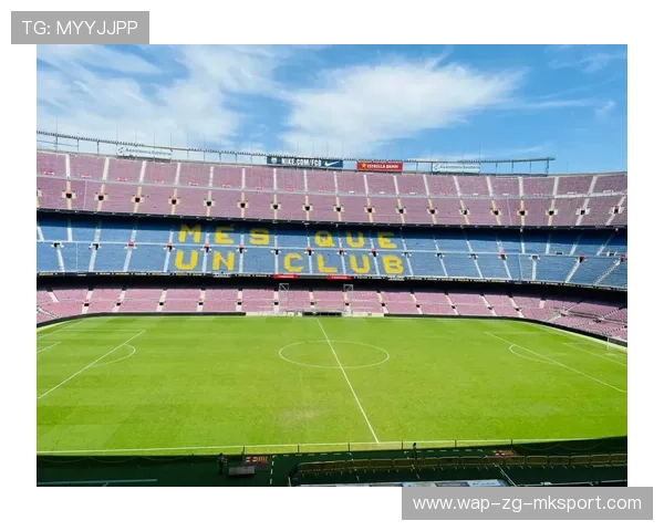 巴萨前场连线精妙，诺坎普再见足球之美